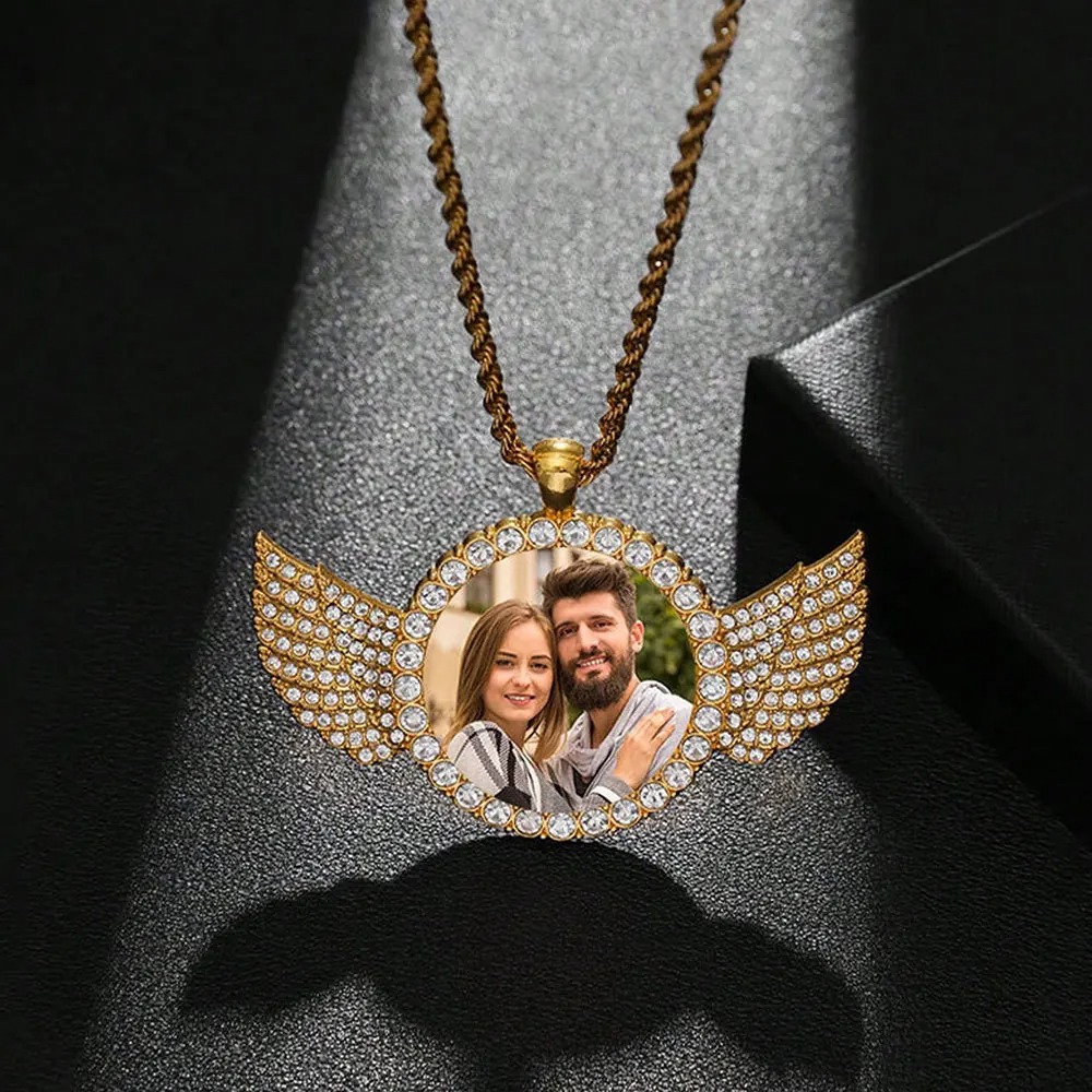 Photographic Memory - Collar de ala de Ángel de