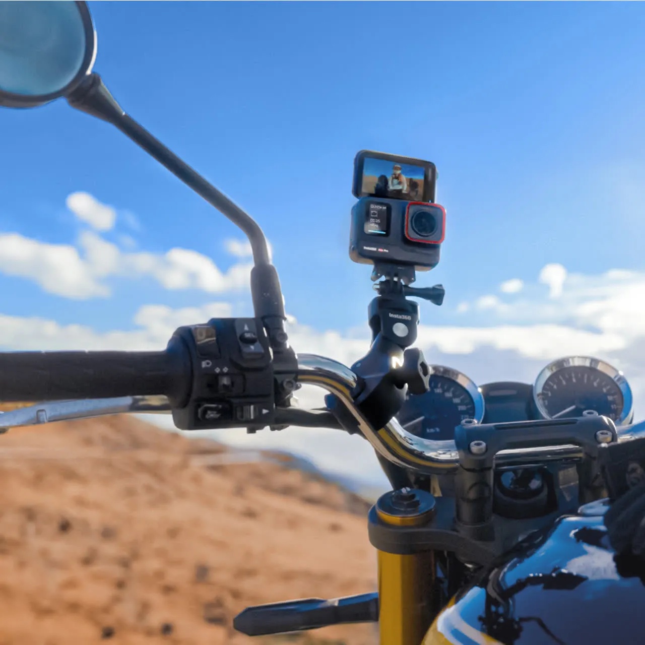 Abrazadera resistente Insta360 - Insta360 Camera Go 3 reseña y precio